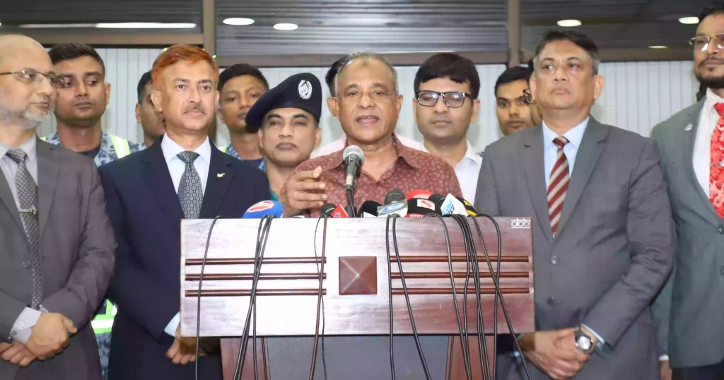 গোপালগঞ্জে সংঘর্ষে নিহতদের লাশ কবর থেকে উত্তোলন হতে পারে: স্বরাষ্ট্র উপদেষ্টা