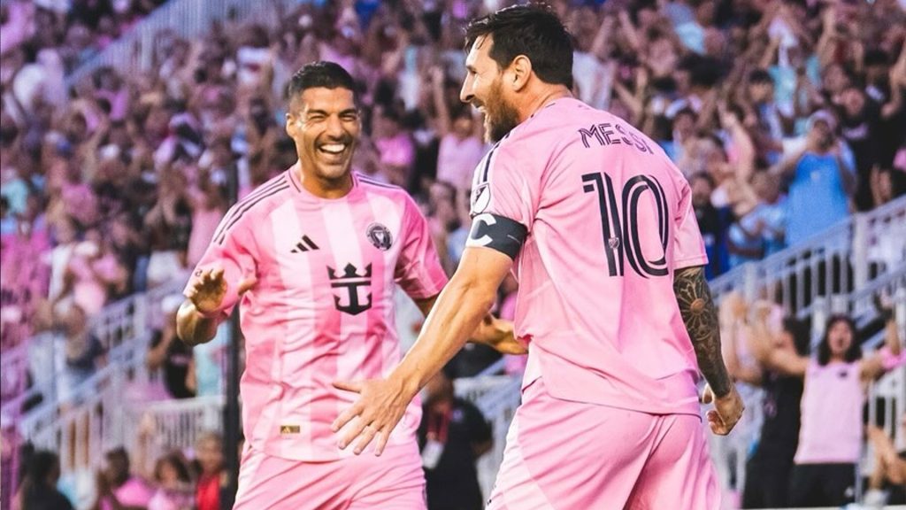 মেসির জোড়া গোলে ইন্টার মায়ামির পঞ্চম টানা জয়